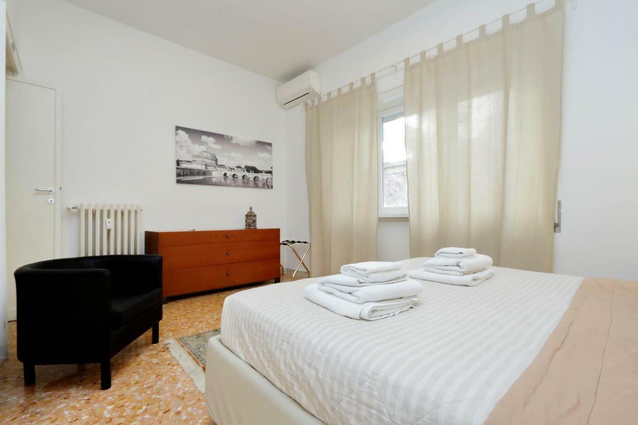 Sanpietrina Suite Рим Екстериор снимка
